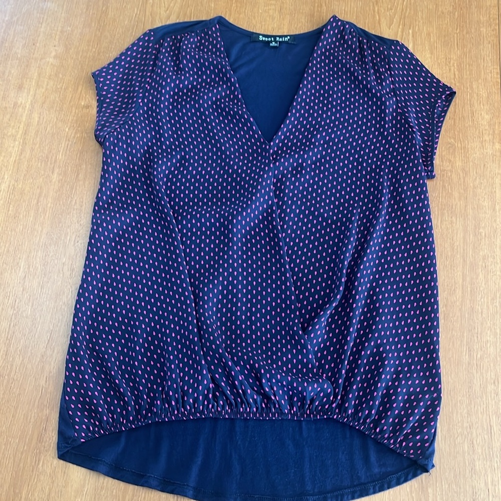 Sweet Rain Mixed Media Pink & Navy Top, Faux Wrap V-Neck, Cap Sleeves, Size M